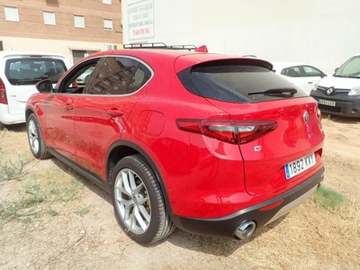 Alfa Romeo Stelvio 2.2 Diesel Executive Q4 154 kW (210 CV) 2 Alfa Romeo Stelvio 2.2 Diesel Executive Q4 154 kW (210 CV) 2