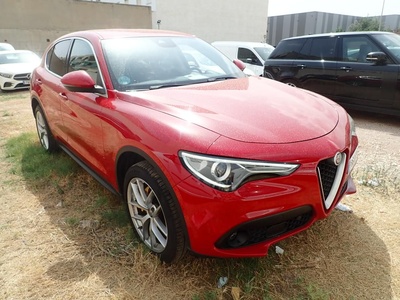 Alfa Romeo Stelvio 2.2 Diesel Executive Q4 154 kW (210 CV) 4 Alfa Romeo Stelvio 2.2 Diesel Executive Q4 154 kW (210 CV) 4
