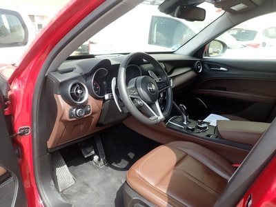 Alfa Romeo Stelvio 2.2 Diesel Executive Q4 154 kW (210 CV) 5 Alfa Romeo Stelvio 2.2 Diesel Executive Q4 154 kW (210 CV) 5