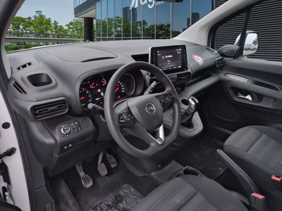 Opel Combo Life 1.5 TD S&S Selective L 75 kW (102 CV) 7 Opel Combo Life 1.5 TD S&S Selective L 75 kW (102 CV) 7