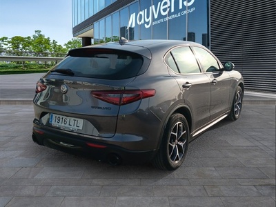Alfa Romeo Stelvio 2.2 Diesel Sprint RWD 140 kW (190 CV) 4 Alfa Romeo Stelvio 2.2 Diesel Sprint RWD 140 kW (190 CV) 4