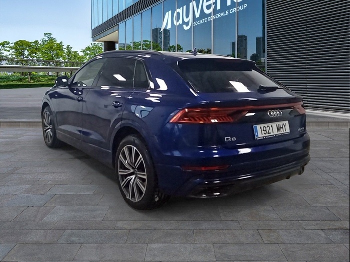 Audi Q8 S line 45 TDI quattro 170 kW (231 CV) tiptronic Vehículo usado en Madrid Audi Q8 S line 45 TDI quattro 170 kW (231 CV) tiptronic Vehículo usado en Madrid