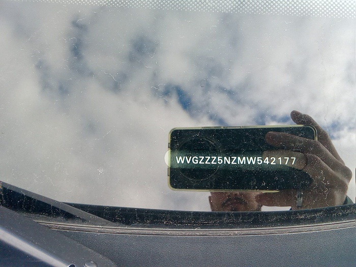 Volkswagen Tiguan R-Line 2.0 TDI 110 kW (150 CV) DSG Vehículo usado en Madrid Volkswagen Tiguan R-Line 2.0 TDI 110 kW (150 CV) DSG Vehículo usado en Madrid