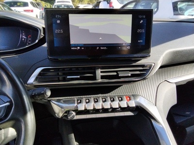 Peugeot 3008 BlueHDi 130 S&S Active Pack 96 kW (130 CV) 12 Peugeot 3008 BlueHDi 130 S&S Active Pack 96 kW (130 CV) 12