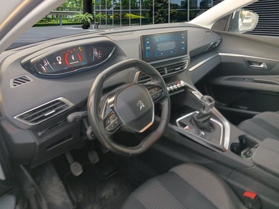 Peugeot 3008 BlueHDi 130 S&S Active Pack 96 kW (130 CV) 7 Peugeot 3008 BlueHDi 130 S&S Active Pack 96 kW (130 CV) 7