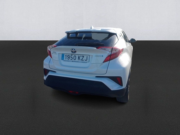 Toyota C-HR 1.8 125H Advance 90 kW (122 CV) Vehículo usado en Madrid Toyota C-HR 1.8 125H Advance 90 kW (122 CV) Vehículo usado en Madrid