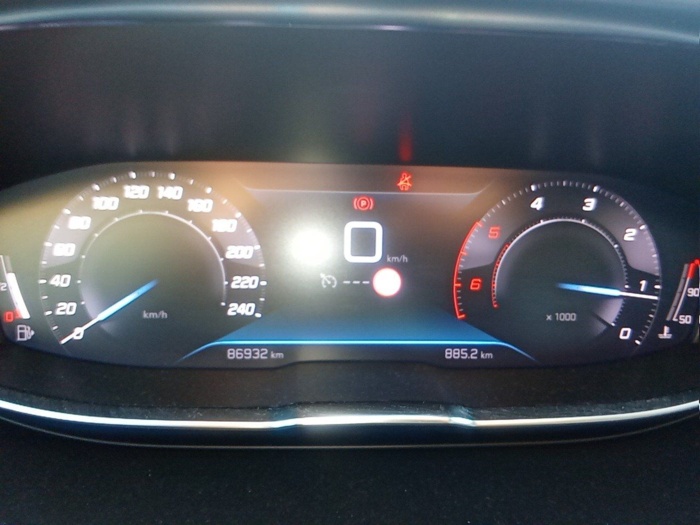 Peugeot 5008 BlueHDi 130 S&S Allure 96 kW (130 CV) Vehículo usado en Madrid - 8 Peugeot 5008 BlueHDi 130 S&S Allure 96 kW (130 CV) Vehículo usado en Madrid - 8