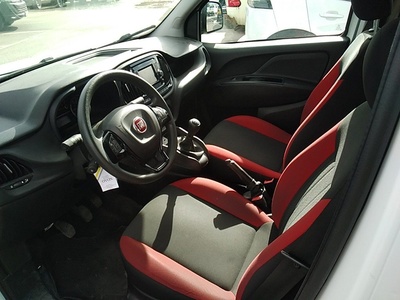 Fiat Dobló Cargo 1.6 Multijet SX 77 kW (105 CV) 7 Fiat Dobló Cargo 1.6 Multijet SX 77 kW (105 CV) 7