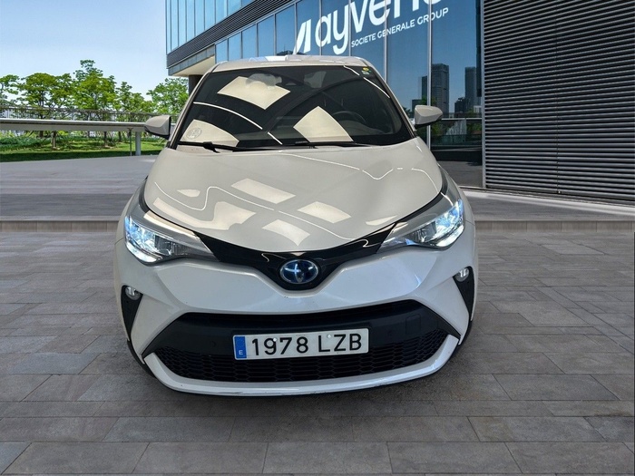 Toyota C-HR 1.8 125H Advance 90 kW (122 CV) Vehículo usado en Madrid Toyota C-HR 1.8 125H Advance 90 kW (122 CV) Vehículo usado en Madrid
