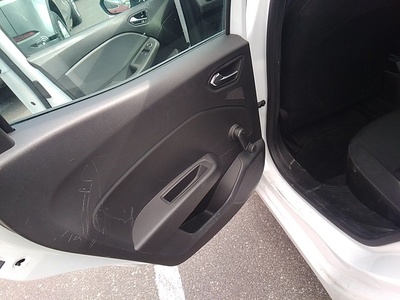 Renault Clio Business Blue dCi 63 kW (85 CV) 14 Renault Clio Business Blue dCi 63 kW (85 CV) 14