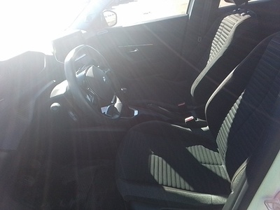 Peugeot 2008 BlueHDi 110 S&S Active Pack 81 kW (110 CV) 10 Peugeot 2008 BlueHDi 110 S&S Active Pack 81 kW (110 CV) 10