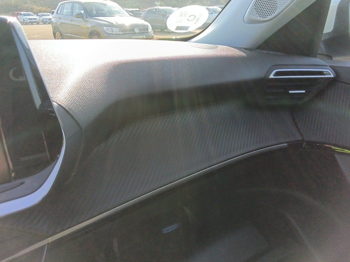 Peugeot 2008 BlueHDi 110 S&S Active Pack 81 kW (110 CV) Vehículo usado en Madrid Peugeot 2008 BlueHDi 110 S&S Active Pack 81 kW (110 CV) Vehículo usado en Madrid