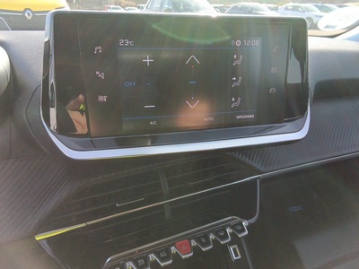 Peugeot 2008 BlueHDi 110 S&S Active Pack 81 kW (110 CV) 9 Peugeot 2008 BlueHDi 110 S&S Active Pack 81 kW (110 CV) 9