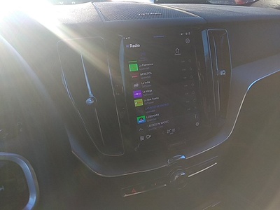 Volvo XC60 T6 Recharge R-Design AWD Auto 250 kW (340 CV) 9 Volvo XC60 T6 Recharge R-Design AWD Auto 250 kW (340 CV) 9