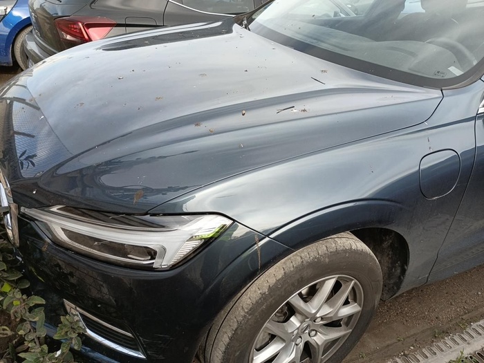 Volvo XC60 2.0 T8 Business Plus AWD Auto 287 kW (390 CV) Vehículo usado en Madrid Volvo XC60 2.0 T8 Business Plus AWD Auto 287 kW (390 CV) Vehículo usado en Madrid