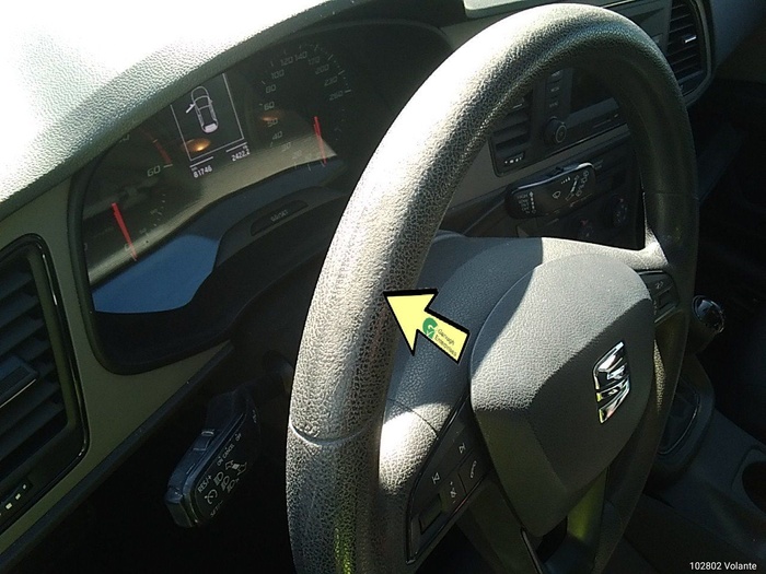 SEAT León 1.6 TDI S&S Reference Plus 85 kW (115 CV) Vehículo usado en Madrid SEAT León 1.6 TDI S&S Reference Plus 85 kW (115 CV) Vehículo usado en Madrid