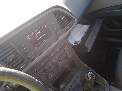 SEAT León 1.6 TDI S&S Reference Plus 85 kW (115 CV) 9 SEAT León 1.6 TDI S&S Reference Plus 85 kW (115 CV) 9