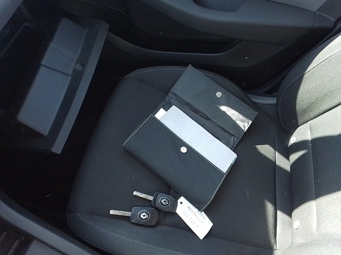 Renault Clio Business Blue dCi 63 kW (85 CV) Vehículo usado en Madrid Renault Clio Business Blue dCi 63 kW (85 CV) Vehículo usado en Madrid