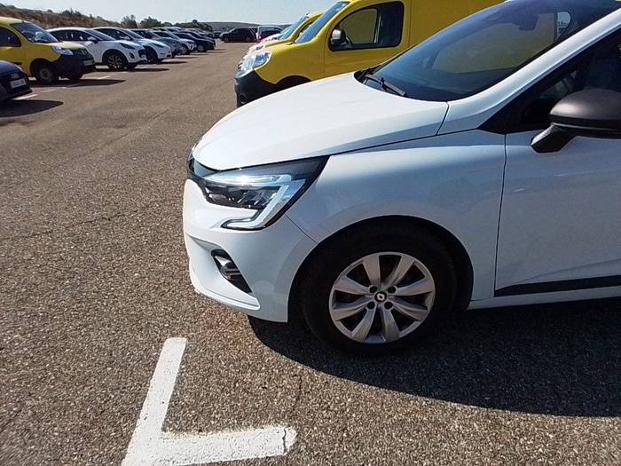 Renault Clio Business Blue dCi 63 kW (85 CV) Vehículo usado en Madrid Renault Clio Business Blue dCi 63 kW (85 CV) Vehículo usado en Madrid