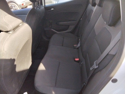 Renault Clio Business Blue dCi 63 kW (85 CV) 9 Renault Clio Business Blue dCi 63 kW (85 CV) 9