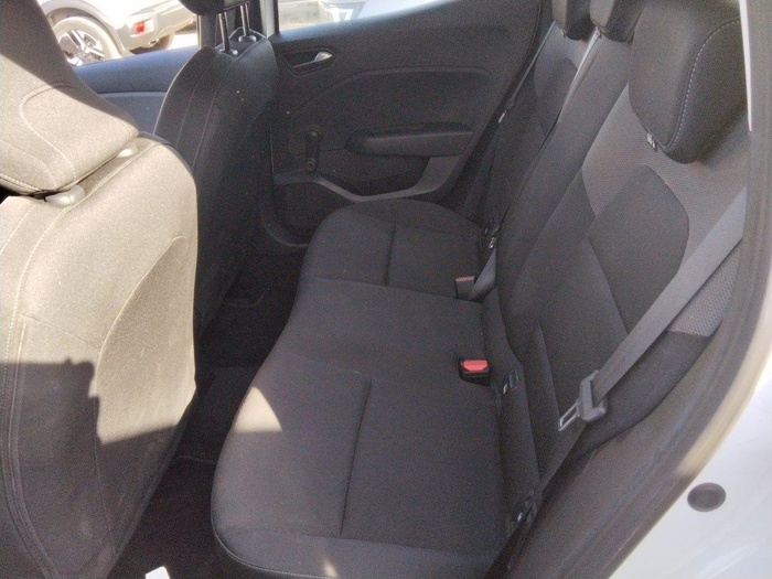 Renault Clio Business Blue dCi 63 kW (85 CV) Vehículo usado en Madrid Renault Clio Business Blue dCi 63 kW (85 CV) Vehículo usado en Madrid