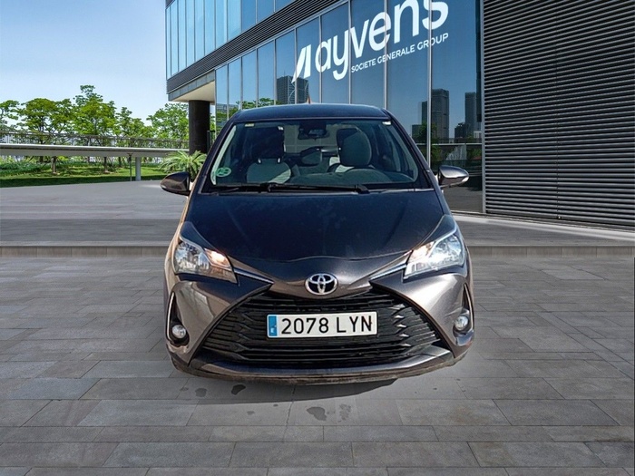 Toyota Yaris 1.5 Active Tech 82 kW (111 CV) Vehículo usado en Madrid Toyota Yaris 1.5 Active Tech 82 kW (111 CV) Vehículo usado en Madrid