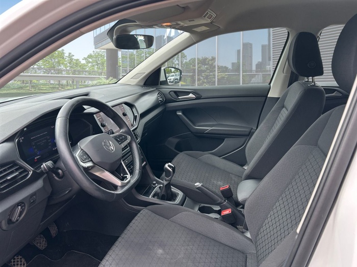 Volkswagen T-Cross Advance 1.0 TSI 81 kW (110 CV) Vehículo usado en Madrid Volkswagen T-Cross Advance 1.0 TSI 81 kW (110 CV) Vehículo usado en Madrid