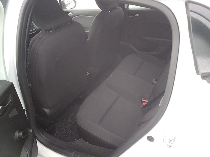 Renault Clio Business SCe 53 kW (72 CV) Vehículo usado en Madrid Renault Clio Business SCe 53 kW (72 CV) Vehículo usado en Madrid