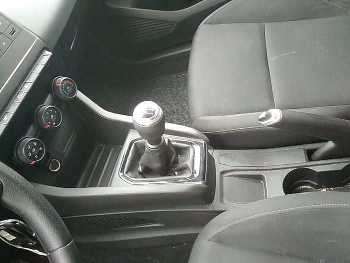 Renault Clio Business SCe 53 kW (72 CV) Vehículo usado en Madrid Renault Clio Business SCe 53 kW (72 CV) Vehículo usado en Madrid