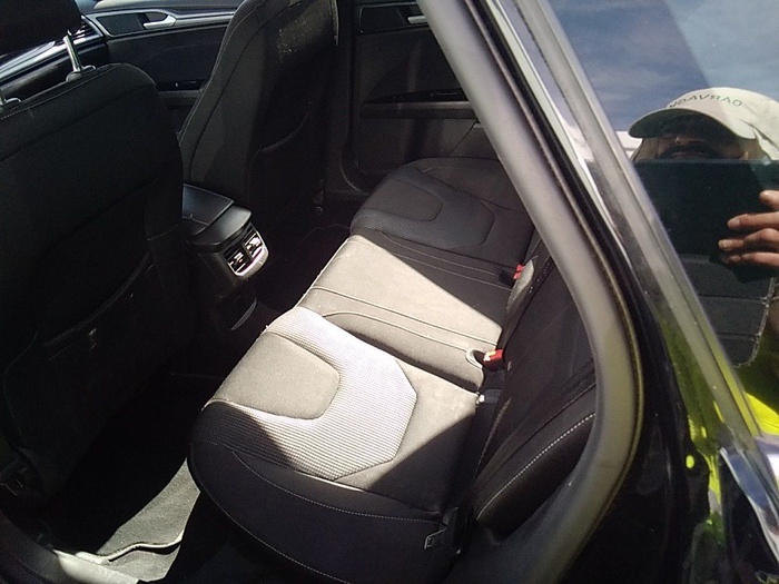 Ford Mondeo SportBreak 2.0 Híbrido Hev Titanium AT 138 kW (187 CV) Vehículo usado en Madrid Ford Mondeo SportBreak 2.0 Híbrido Hev Titanium AT 138 kW (187 CV) Vehículo usado en Madrid