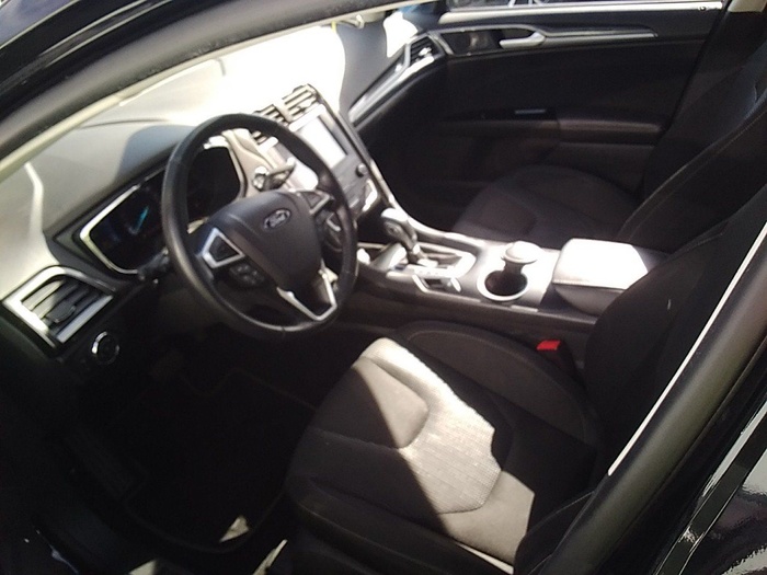 Ford Mondeo SportBreak 2.0 Híbrido Hev Titanium AT 138 kW (187 CV) Vehículo usado en Madrid Ford Mondeo SportBreak 2.0 Híbrido Hev Titanium AT 138 kW (187 CV) Vehículo usado en Madrid