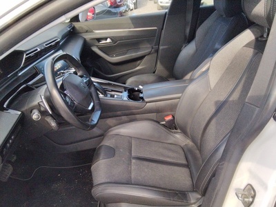 Peugeot 508 Hybrid 225 Allure e-EAT8 165 kW (224 CV) 10 Peugeot 508 Hybrid 225 Allure e-EAT8 165 kW (224 CV) 10