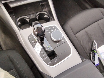 BMW Serie 3 330e 215 kW (292 CV) 13 BMW Serie 3 330e 215 kW (292 CV) 13