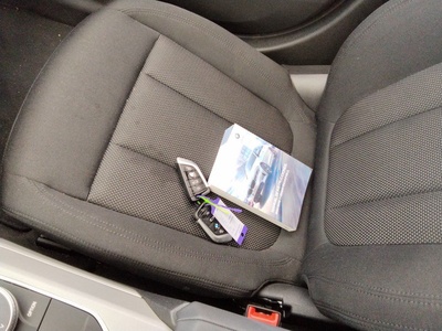 BMW Serie 3 330e 215 kW (292 CV) 14 BMW Serie 3 330e 215 kW (292 CV) 14