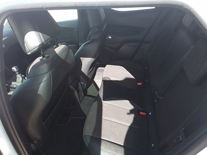 DS DS3 PureTech 100 Performance Line 73 kW (100 CV) Vehículo usado en Madrid DS DS3 PureTech 100 Performance Line 73 kW (100 CV) Vehículo usado en Madrid