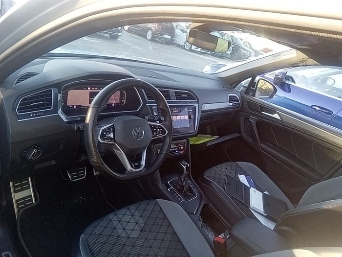 Volkswagen Tiguan R-Line 2.0 TDI 110 kW (150 CV) DSG Vehículo usado en Madrid Volkswagen Tiguan R-Line 2.0 TDI 110 kW (150 CV) DSG Vehículo usado en Madrid