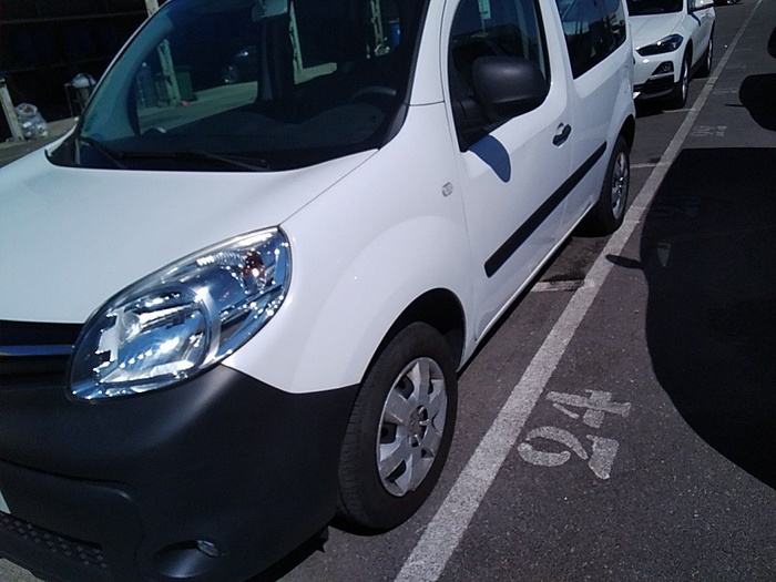 Renault Kangoo Combi Profesional N1 Energy dCi 66 kW (90 CV) Vehículo usado en Madrid Renault Kangoo Combi Profesional N1 Energy dCi 66 kW (90 CV) Vehículo usado en Madrid