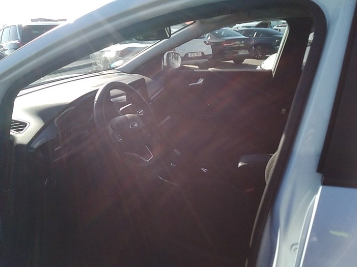 Ford Puma 1.0 EcoBoost MHEV Titanium 92 kW (125 CV) Vehículo usado en Madrid Ford Puma 1.0 EcoBoost MHEV Titanium 92 kW (125 CV) Vehículo usado en Madrid