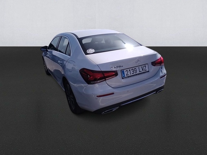 Mercedes-Benz Clase A 250 e 160 kW (218 CV) Vehículo usado en Madrid Mercedes-Benz Clase A 250 e 160 kW (218 CV) Vehículo usado en Madrid