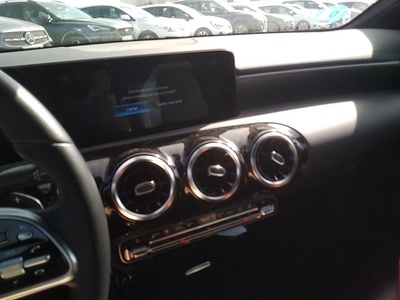 Mercedes-Benz Clase A 250 e 160 kW (218 CV) 9 Mercedes-Benz Clase A 250 e 160 kW (218 CV) 9