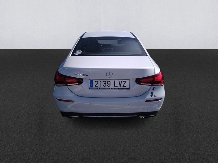 Mercedes-Benz Clase A 250 e 160 kW (218 CV) Vehículo usado en Madrid Mercedes-Benz Clase A 250 e 160 kW (218 CV) Vehículo usado en Madrid