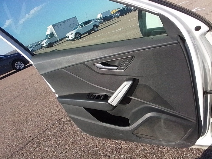 Audi Q2 Advanced 30 TDI 85 kW (116 CV) S tronic Vehículo usado en Madrid Audi Q2 Advanced 30 TDI 85 kW (116 CV) S tronic Vehículo usado en Madrid