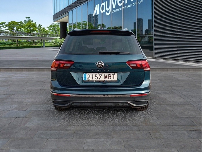 Volkswagen Tiguan Life 2.0 TDI 110 kW (150 CV) DSG Vehículo usado en Madrid Volkswagen Tiguan Life 2.0 TDI 110 kW (150 CV) DSG Vehículo usado en Madrid
