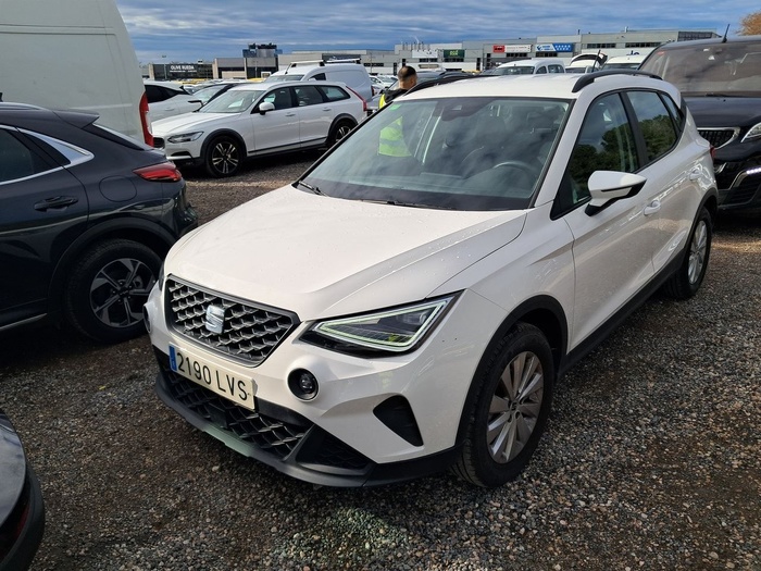 SEAT Arona 1.0 TSI Style Plus 81 kW (110 CV) Vehículo usado en Madrid SEAT Arona 1.0 TSI Style Plus 81 kW (110 CV) Vehículo usado en Madrid