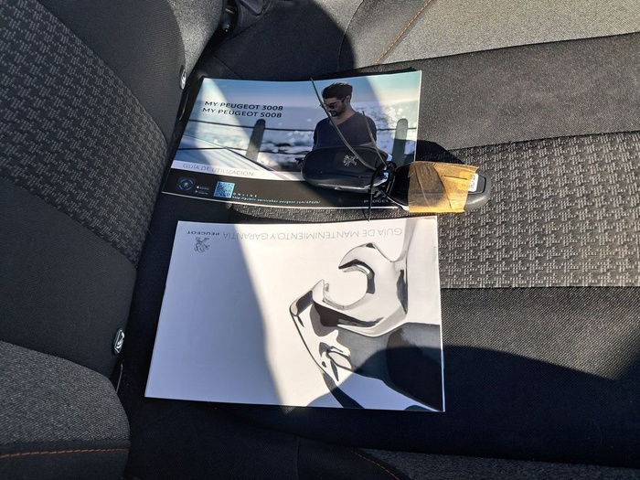 Peugeot 3008 BlueHDi 130 S&S Active Pack 96 kW (130 CV) Vehículo usado en Madrid Peugeot 3008 BlueHDi 130 S&S Active Pack 96 kW (130 CV) Vehículo usado en Madrid