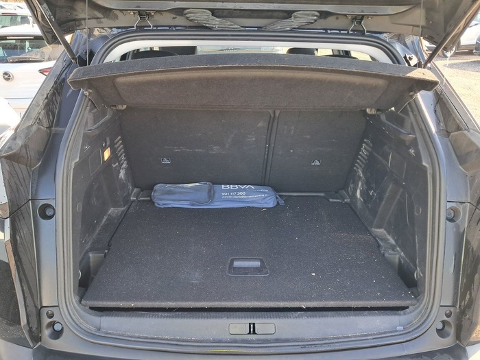 Peugeot 3008 BlueHDi 130 S&S Active Pack 96 kW (130 CV) Vehículo usado en Madrid Peugeot 3008 BlueHDi 130 S&S Active Pack 96 kW (130 CV) Vehículo usado en Madrid