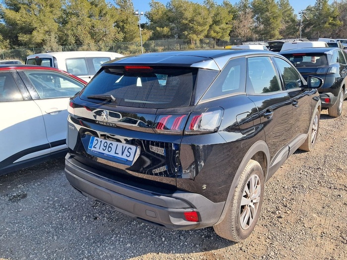 Peugeot 3008 BlueHDi 130 S&S Active Pack 96 kW (130 CV) Vehículo usado en Madrid Peugeot 3008 BlueHDi 130 S&S Active Pack 96 kW (130 CV) Vehículo usado en Madrid