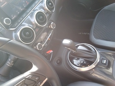 Nissan Juke Hybrid N-Design Black Auto 105 kW (143 CV) 11 Nissan Juke Hybrid N-Design Black Auto 105 kW (143 CV) 11