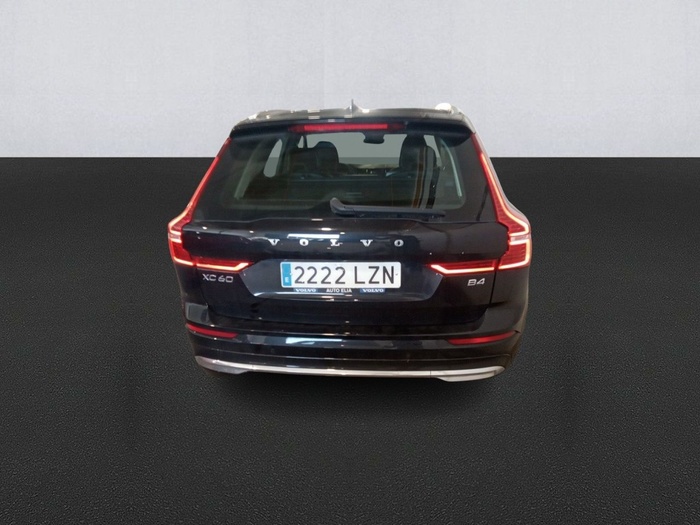 Volvo XC60 B4 D Plus Bright AWD Auto 145 kW (197 CV) Vehículo usado en Madrid Volvo XC60 B4 D Plus Bright AWD Auto 145 kW (197 CV) Vehículo usado en Madrid