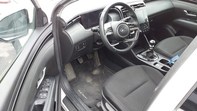 Hyundai Tucson 1.6 CRDI 48V Maxx 100 kW (136 CV) 5 Hyundai Tucson 1.6 CRDI 48V Maxx 100 kW (136 CV) 5